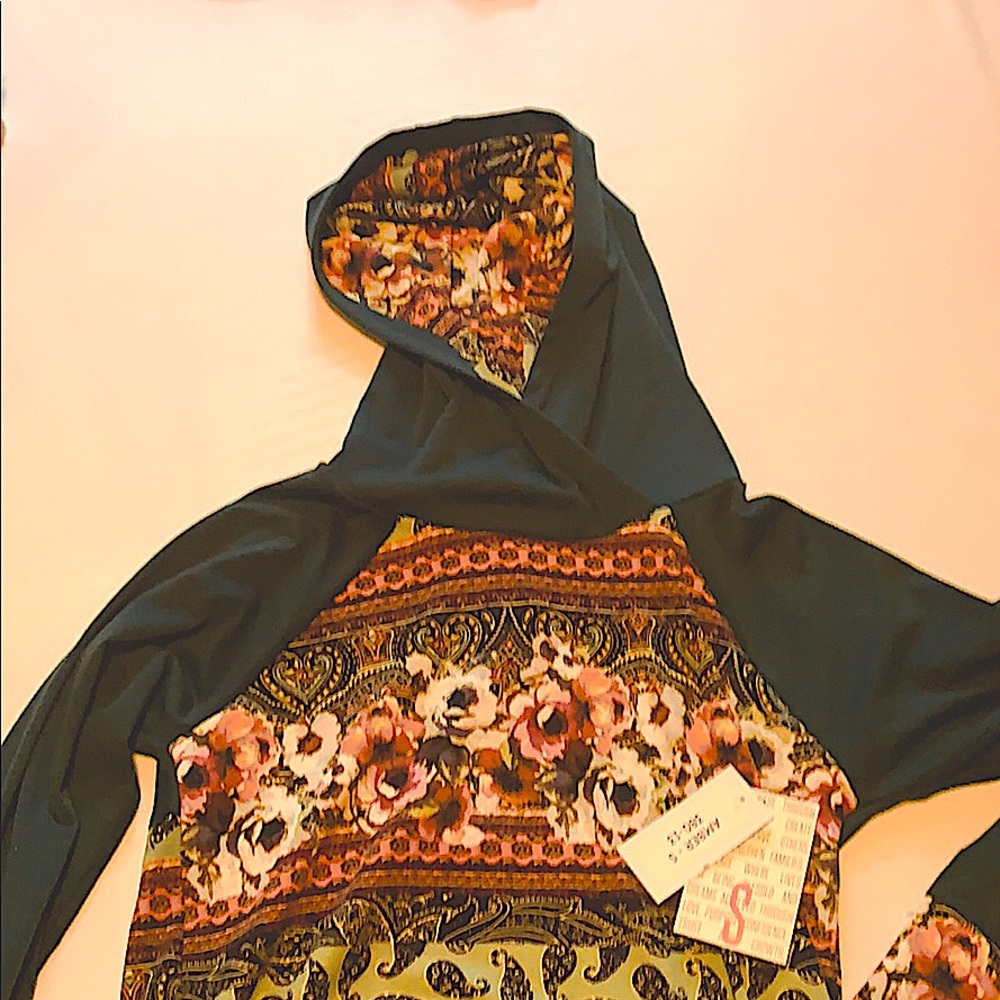 COPY - NWT LulaRoe Amber hoodie